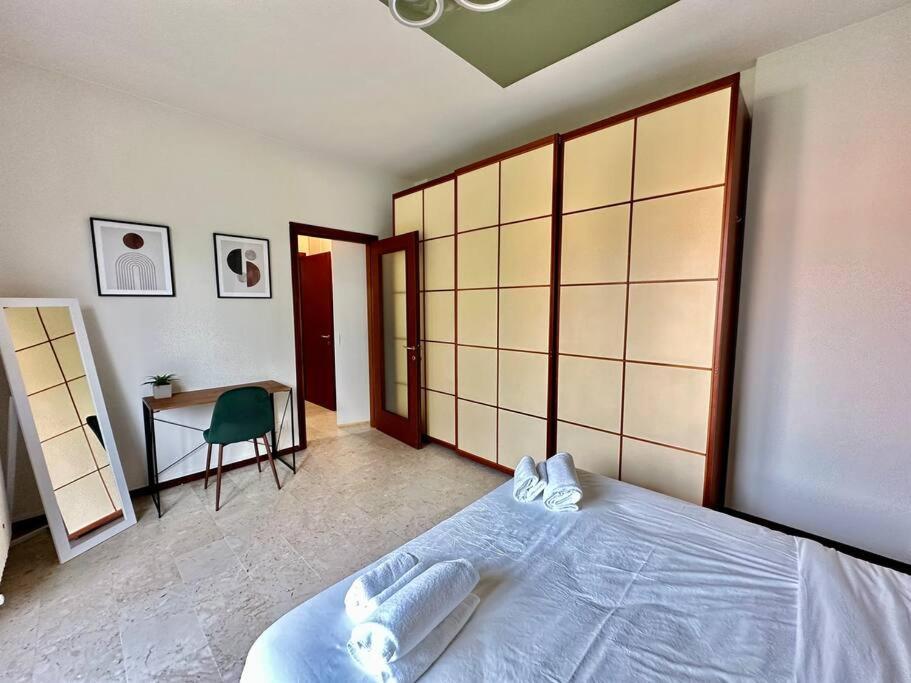קומו Low Cost Holiday An Business House And Free Park By Revenue House מראה חיצוני תמונה